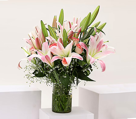 Pleasing Lily Rose Vase