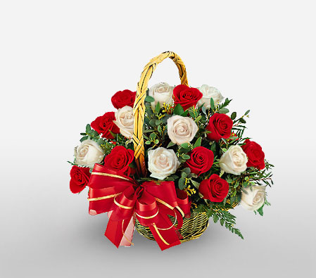 Praia Mole - Red & White Roses Basket-Mixed,Red,White,Rose,Arrangement,Basket